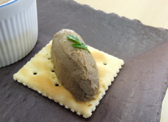 鶏レバーのディップ